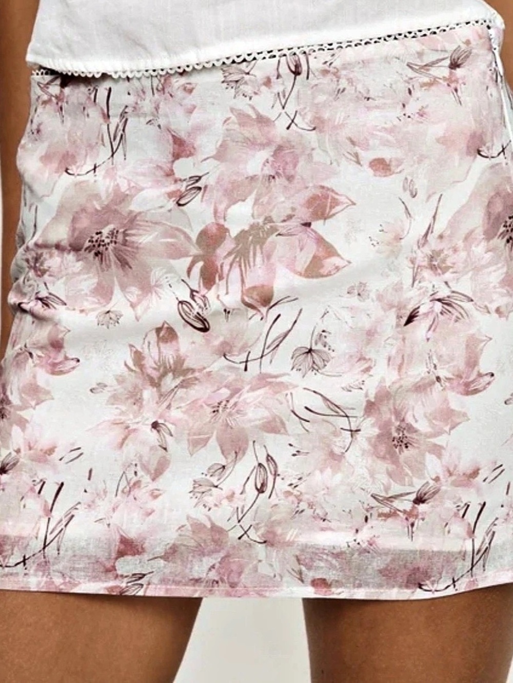 Princess Polly Pretty In Pink Mini Skirt Floral Pink & White US 12